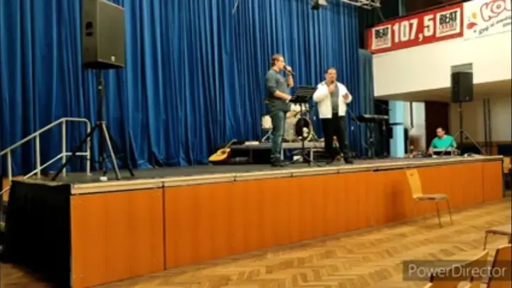 Služme Bohu z čistého srdce a z první lasky (Česko romské kázání) (video)