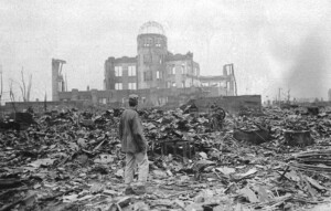 AP CENTURY COLLECTION / Second World War HIROSHIMA